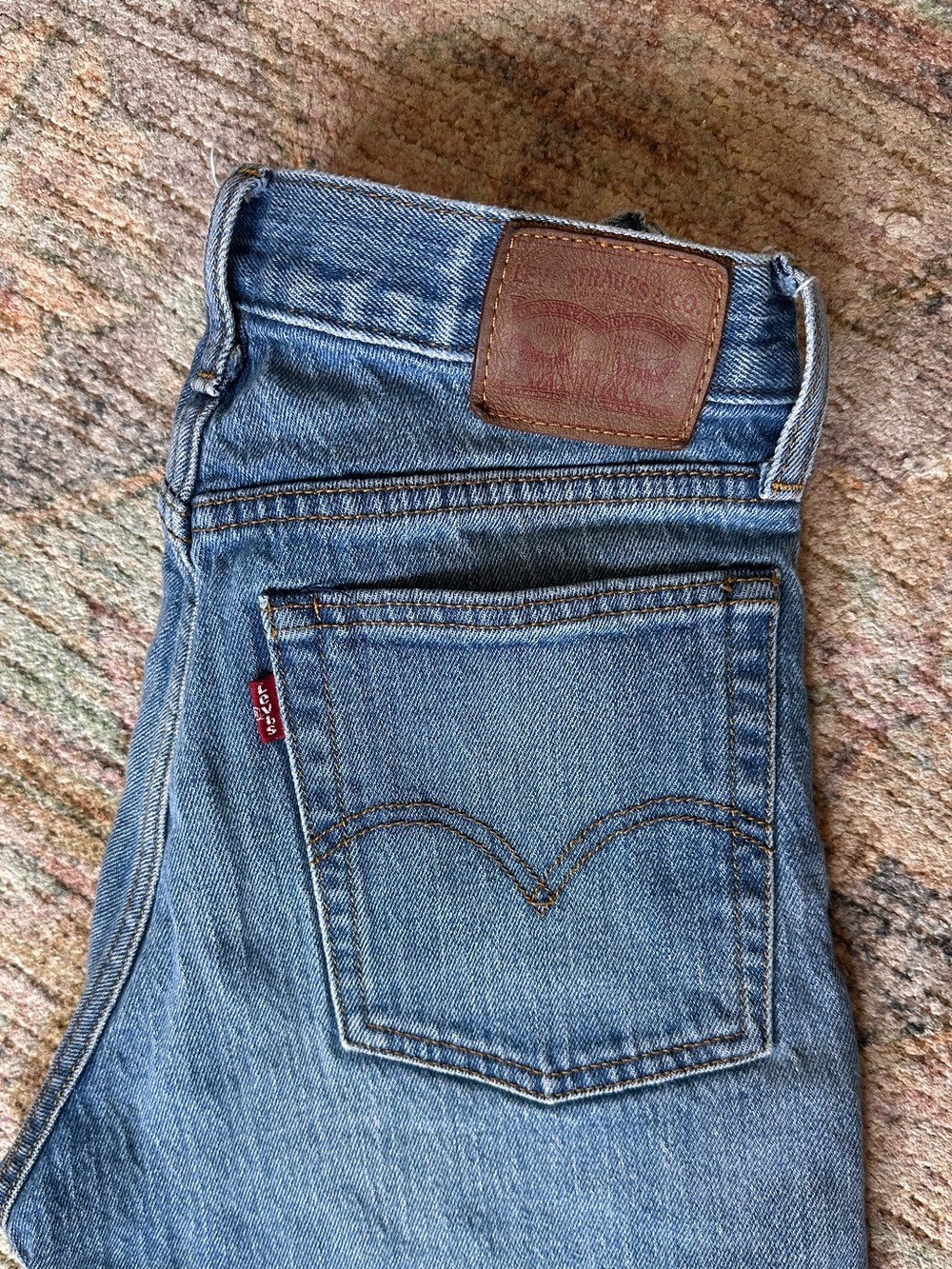 Levi's White Oak Cone Denim Women’s Cutoff Jeans - Picture 4 of 5
